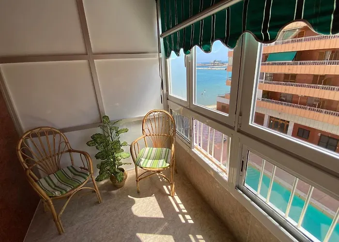 Ilona With Sea View, Swimming Pool And Garage Apartamento Torrevieja