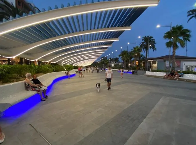 Apartment Ilona With Sea View, Swimming Pool And Garage Torrevieja