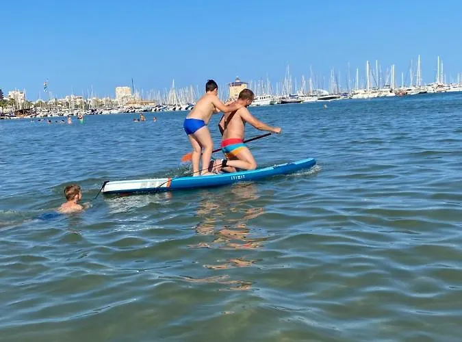 Ilona With Sea View, Swimming Pool And Garage Apartamento