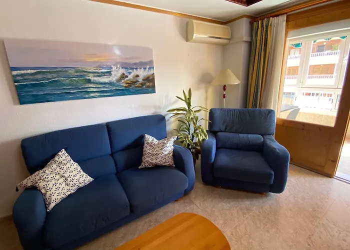 Ilona With Sea View, Swimming Pool And Garage Apartamento