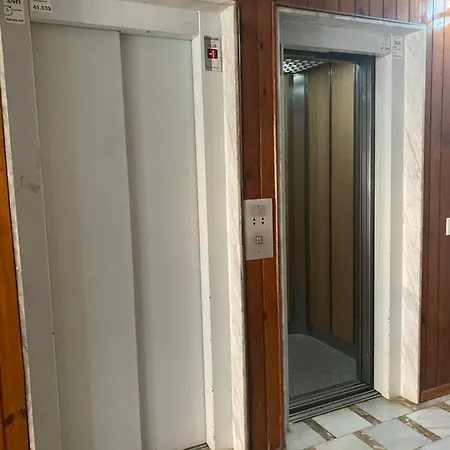 Ilona With Sea View, Swimming Pool And Garage Daire Torrevieja