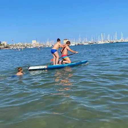 Ilona With Sea View, Swimming Pool And Garage Daire